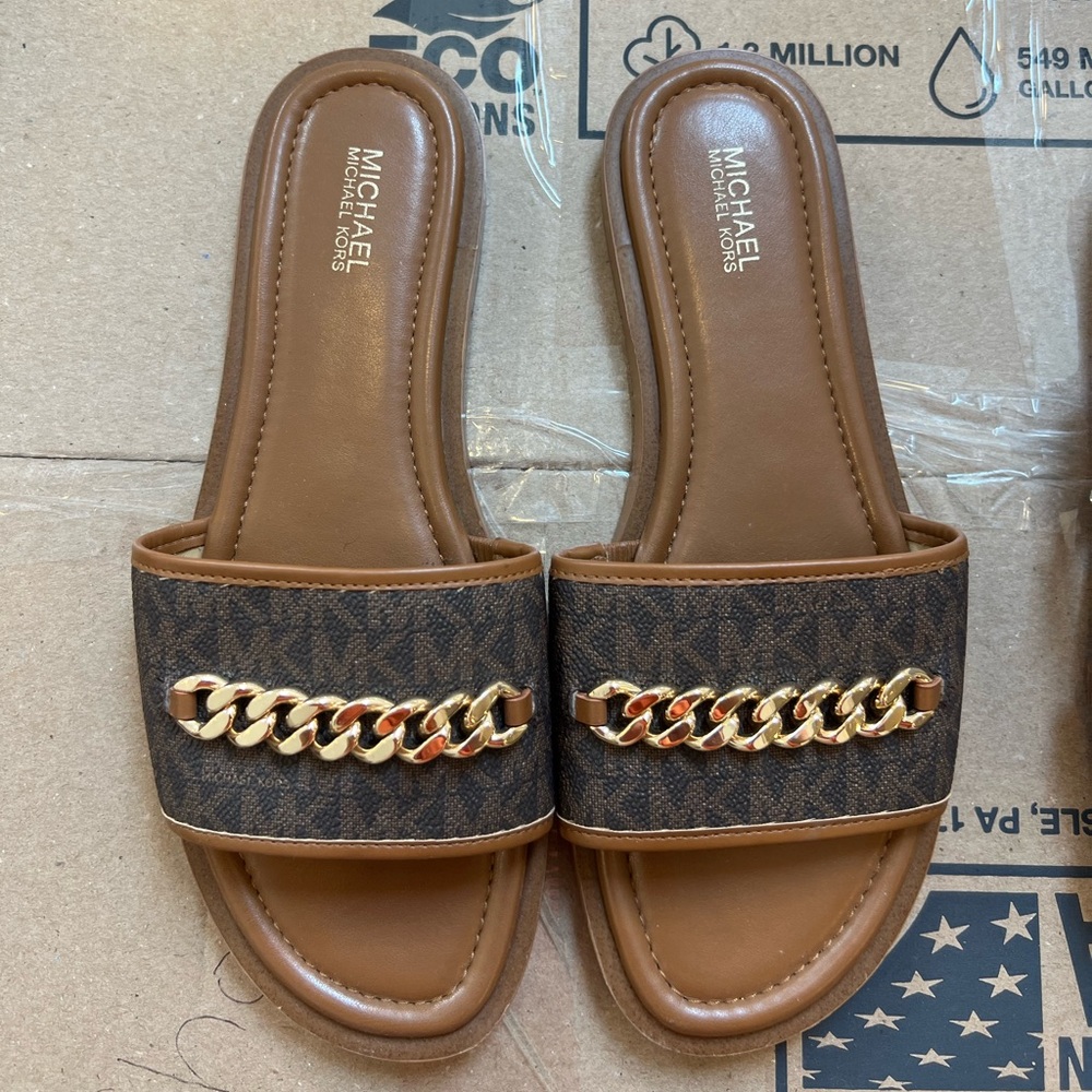 Michael Kors Tan and Brown Slides with Gold Chain